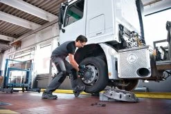 Llave De Impacto Bosch GDS 18V-1050 H 2x5.0Ah » Rotopino.es -Taller de herramientas llave de impacto bosch gds 18v 1050 h 2x5 0ah 81919